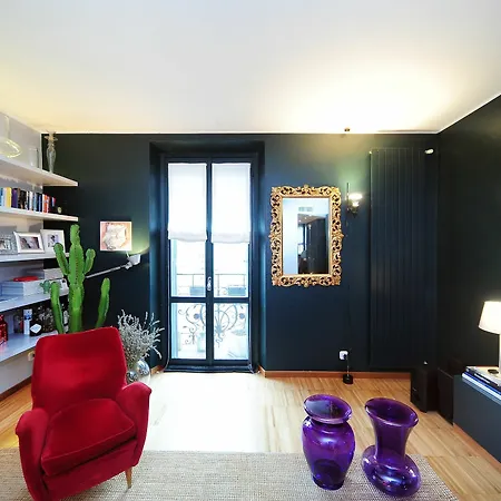 Urban District - Isola Exclusive 1br Apartamento