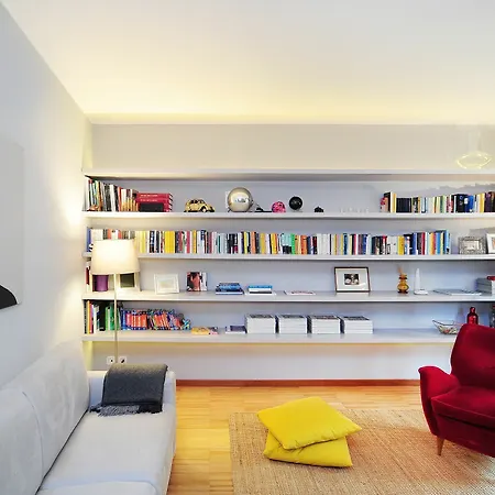 Urban District - Isola Exclusive 1br *