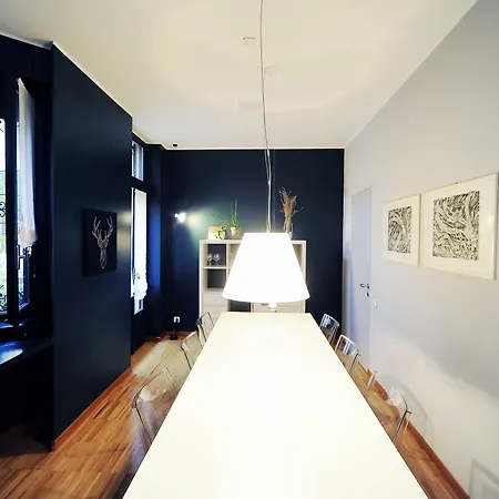Urban District - Isola Exclusive 1br Apartamento